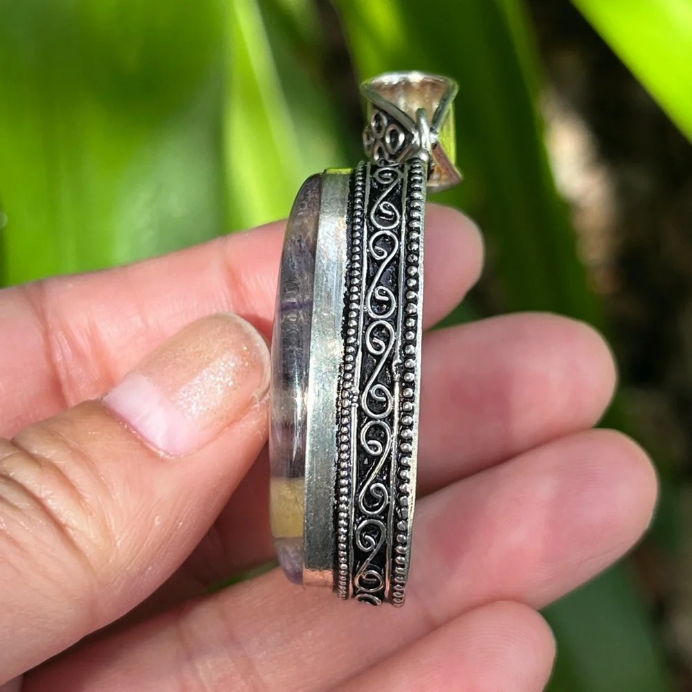 N/A material silver